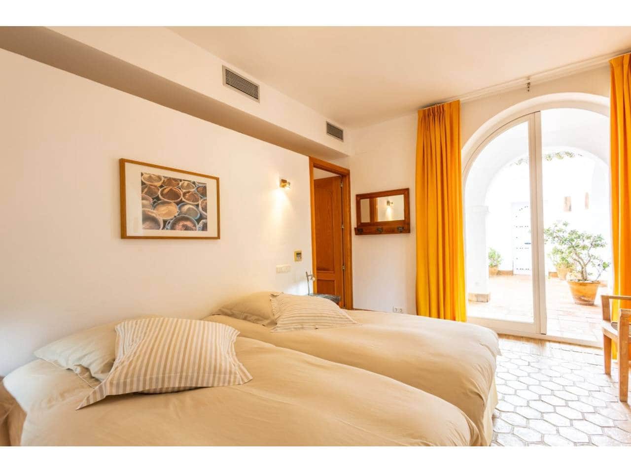 3 slaapkamer Villa te koop in Benalup met zwembad garage - € 699.000 (Ref: 9665759)