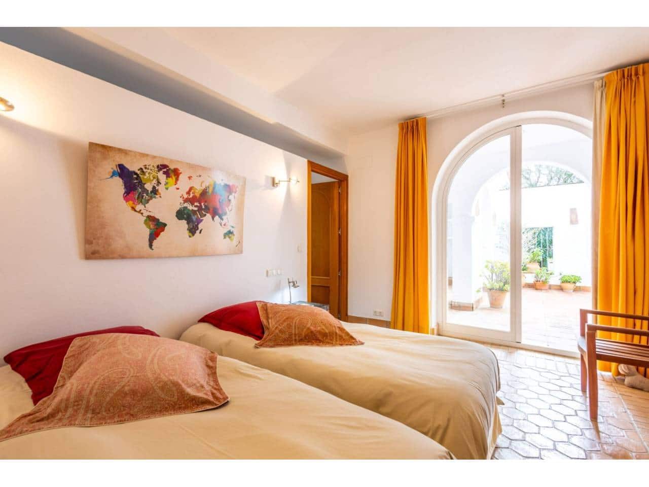 3 slaapkamer Villa te koop in Benalup met zwembad garage - € 699.000 (Ref: 9665759)