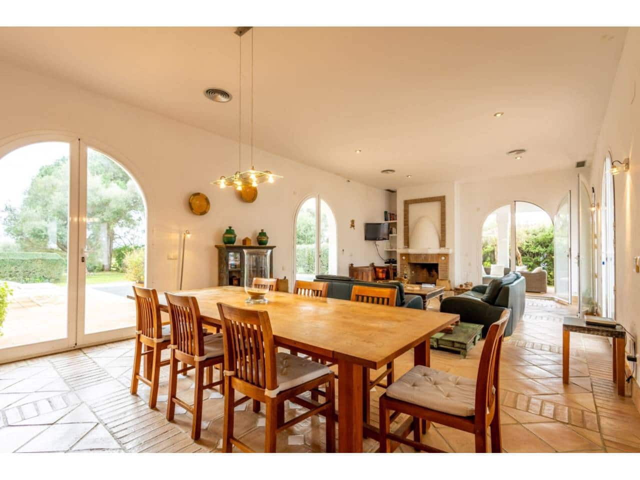 3 slaapkamer Villa te koop in Benalup met zwembad garage - € 699.000 (Ref: 9665759)