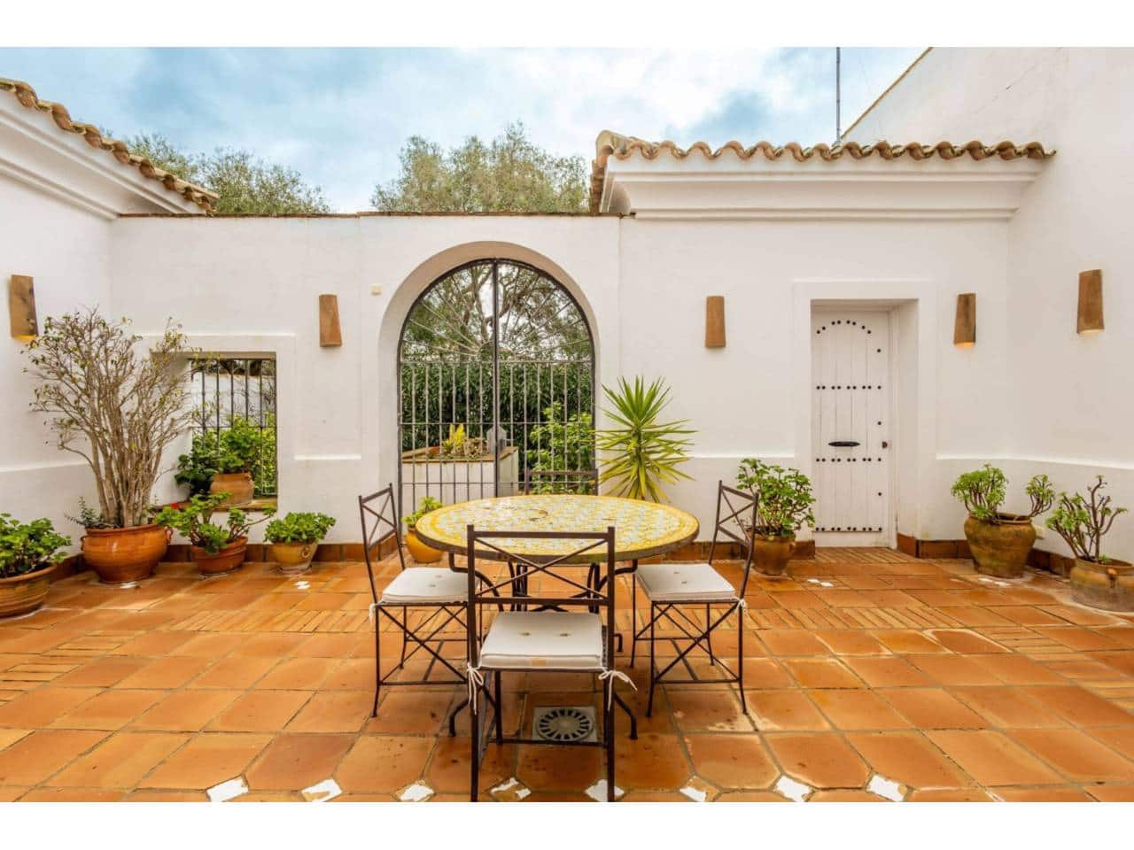 3 slaapkamer Villa te koop in Benalup met zwembad garage - € 699.000 (Ref: 9665759)