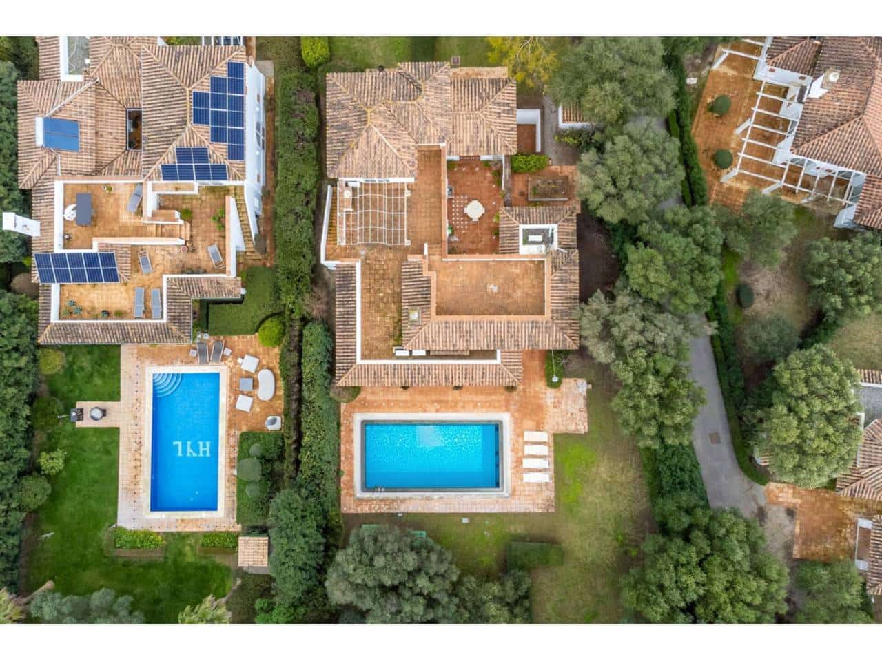 3 slaapkamer Villa te koop in Benalup met zwembad garage - € 699.000 (Ref: 9665759)