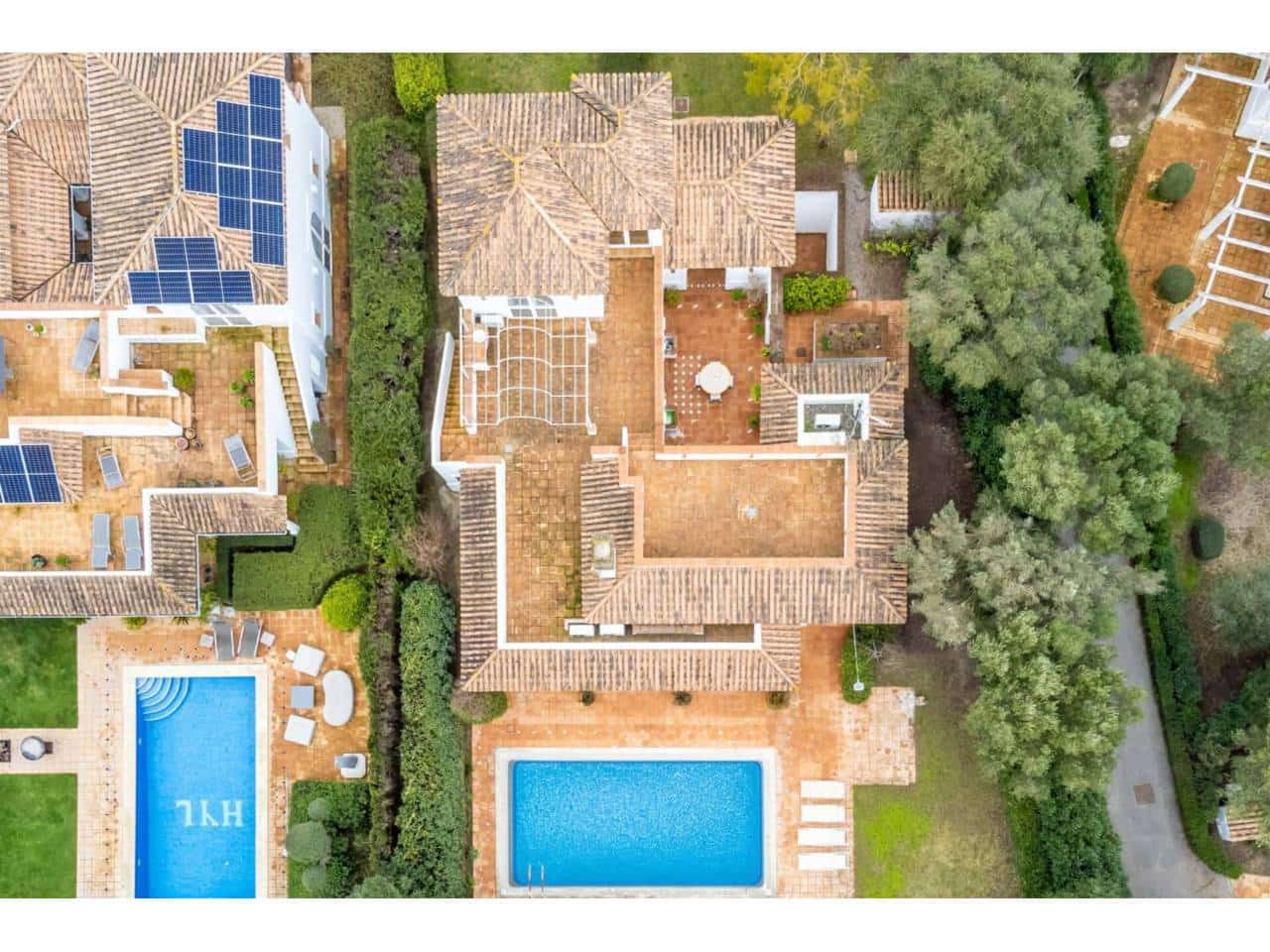 3 slaapkamer Villa te koop in Benalup met zwembad garage - € 699.000 (Ref: 9665759)