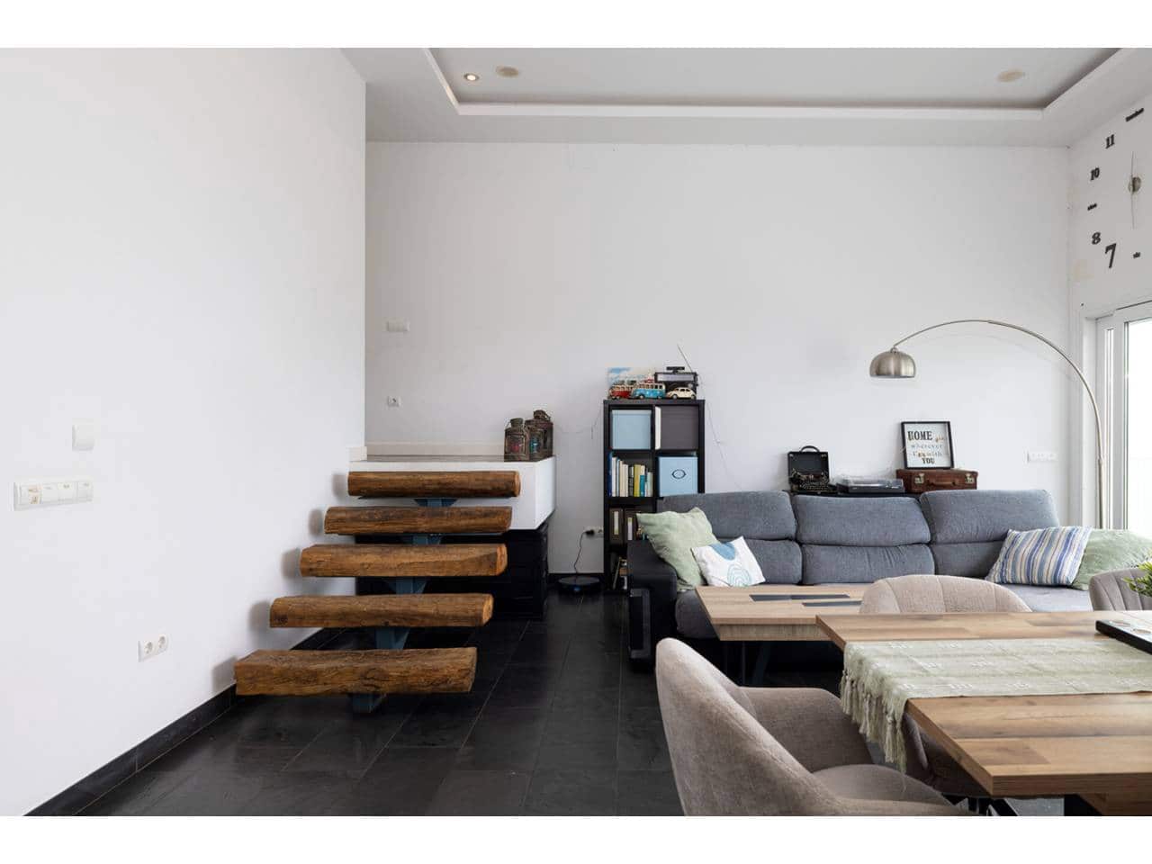 2 sovrum Villa till salu i Algeciras med pool garage - 550 000 € (Ref: 9669850)