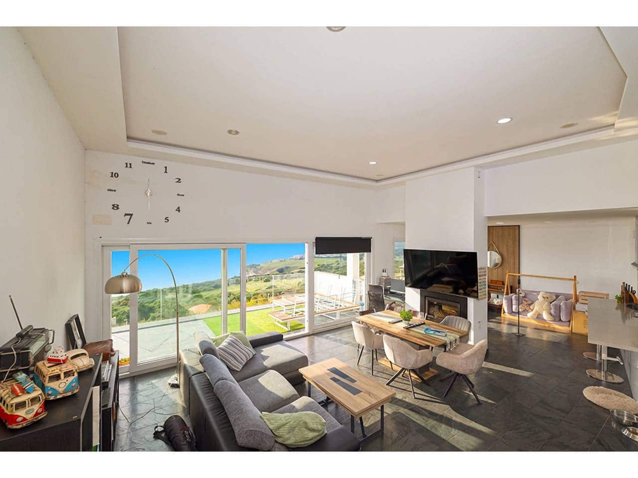 2 sovrum Villa till salu i Algeciras med pool garage - 550 000 € (Ref: 9669850)