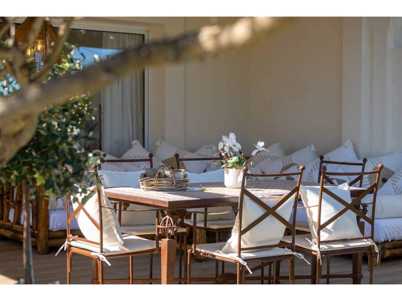 3 bedroom Townhouse for sale in La Alcaidesa with pool garage - € 620,000 (Ref: 9700316)