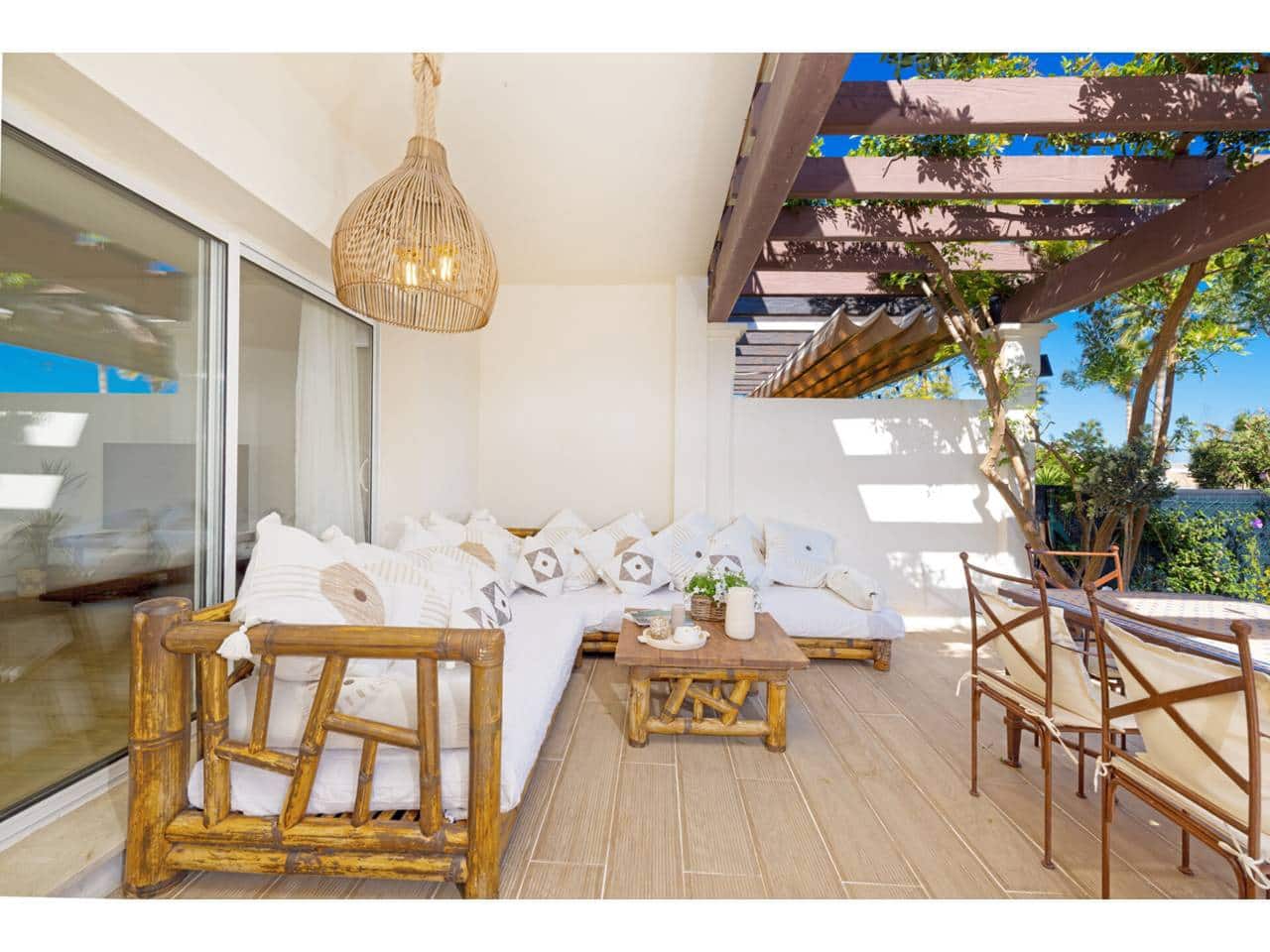 3 bedroom Townhouse for sale in La Alcaidesa with pool garage - € 620,000 (Ref: 9700316)