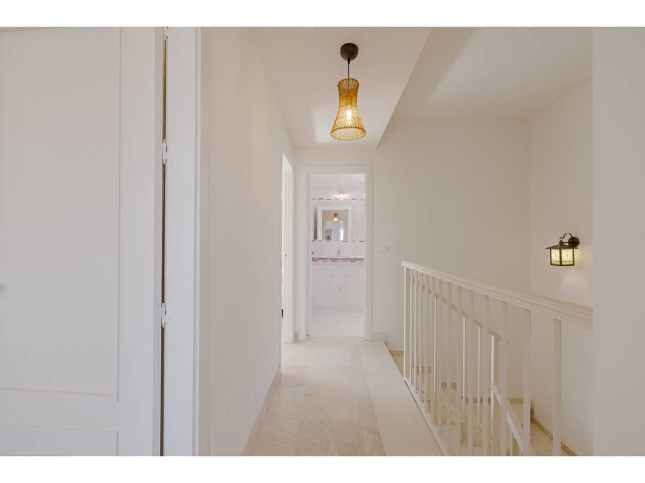 3 bedroom Townhouse for sale in La Alcaidesa with pool garage - € 620,000 (Ref: 9700316)