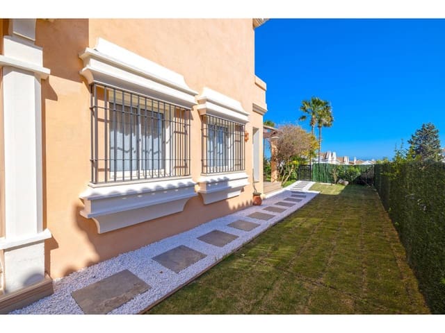 3 soverom Hus til salgs i La Alcaidesa med svømmebasseng garasje - € 620 000 (Ref: 9700316)