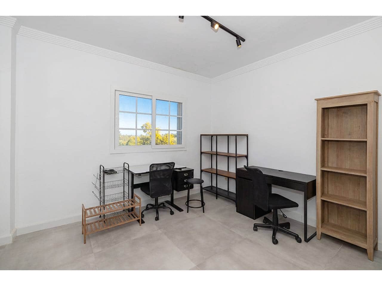 5 bedroom Townhouse for sale in Sotogrande with pool garage - € 689,000 (Ref: 9710961)