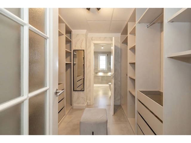 5 Zimmer Haus zu verkaufen in Sotogrande Costa, San Roque mit Pool Garage - 689.000 € (Ref: 9710961)