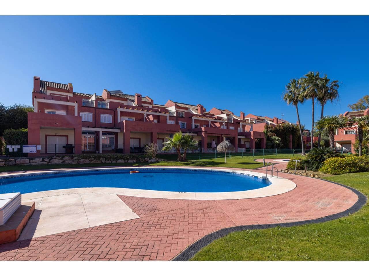 5 bedroom Townhouse for sale in Sotogrande with pool garage - € 689,000 (Ref: 9710961)