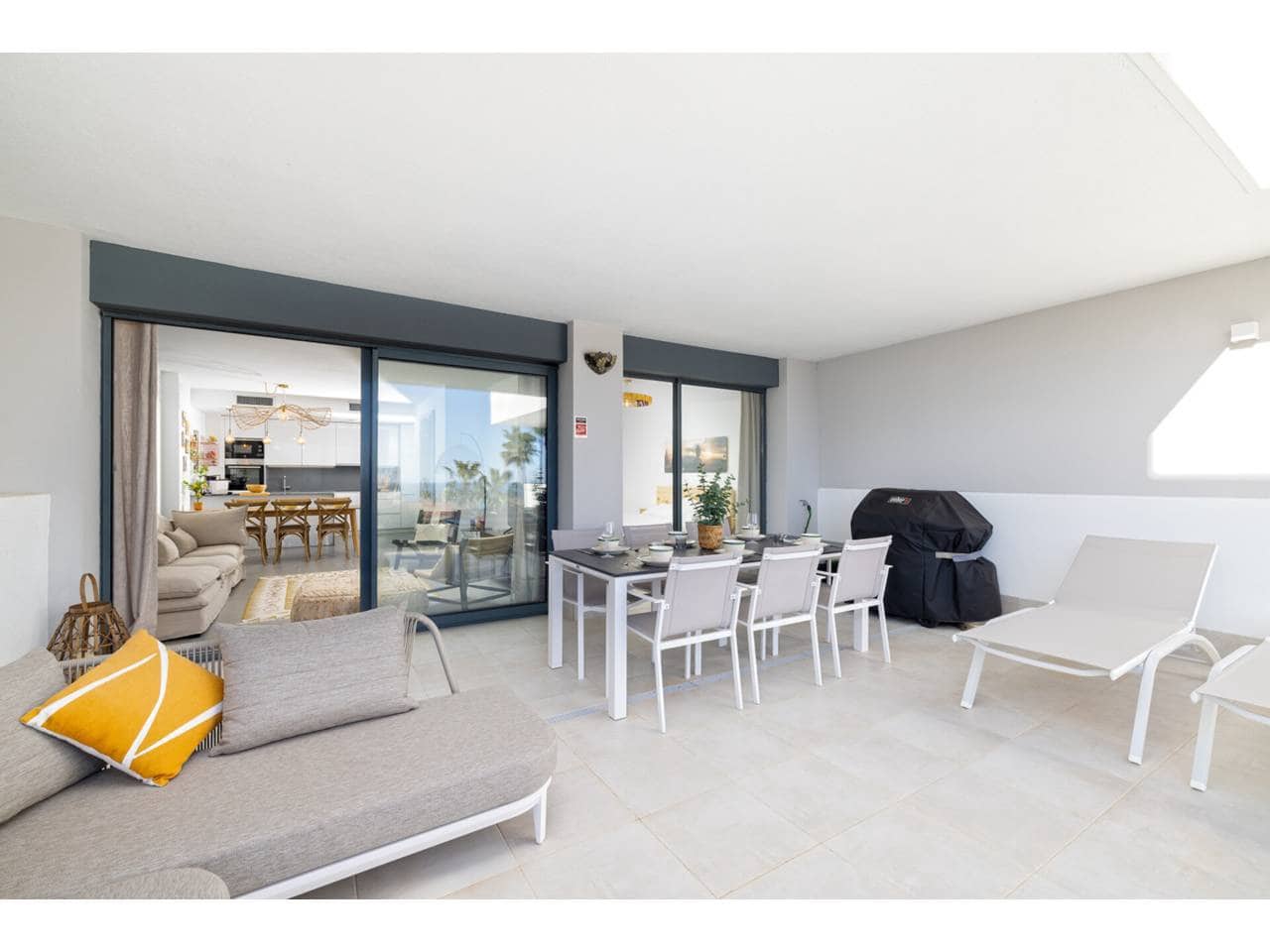 3 Zimmer Apartment zu verkaufen in Manilva mit Pool Garage - 495.000 € (Ref: 9721021)