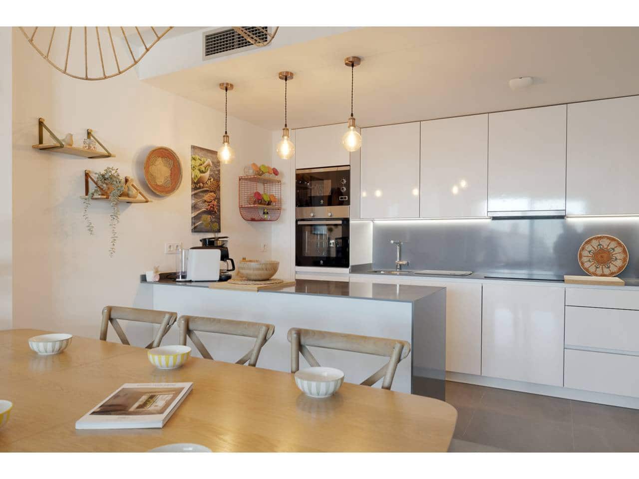 3 Zimmer Apartment zu verkaufen in Manilva mit Pool Garage - 495.000 € (Ref: 9721021)