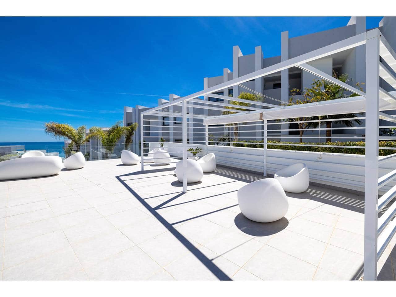 3 Zimmer Apartment zu verkaufen in Manilva mit Pool Garage - 495.000 € (Ref: 9721021)