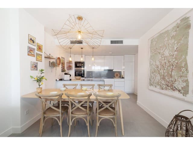 3 sovrum Lägenhet till salu i Manilva med pool garage - 495 000 € (Ref: 9721021)