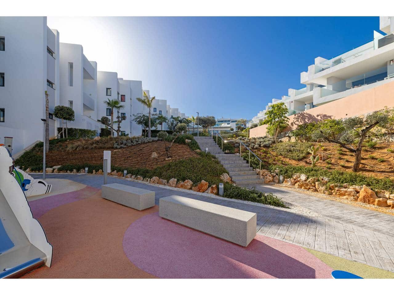 3 Zimmer Apartment zu verkaufen in Manilva mit Pool Garage - 495.000 € (Ref: 9721021)