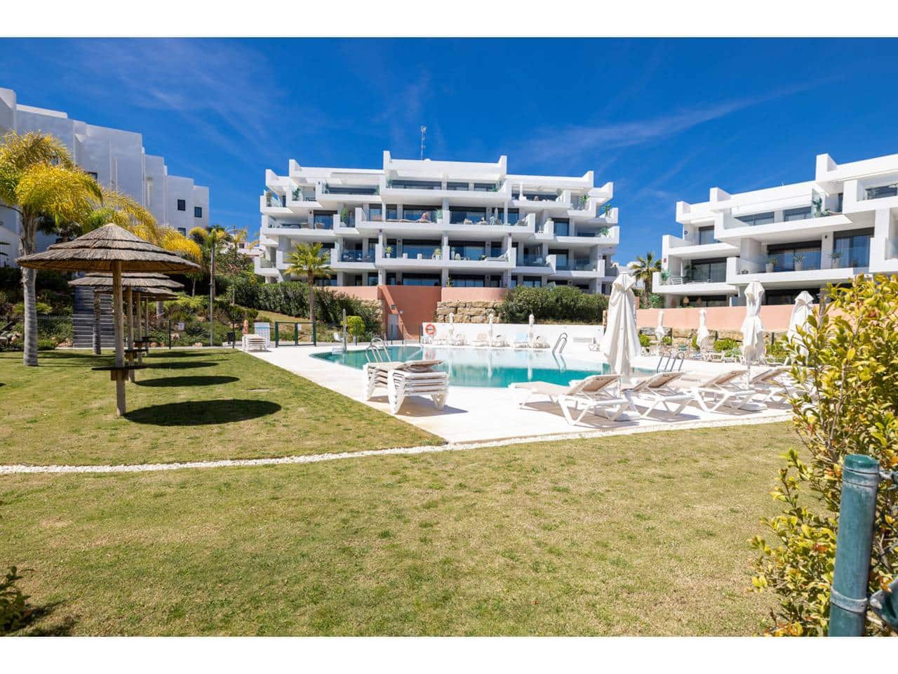 3 Zimmer Apartment zu verkaufen in Manilva mit Pool Garage - 495.000 € (Ref: 9721021)