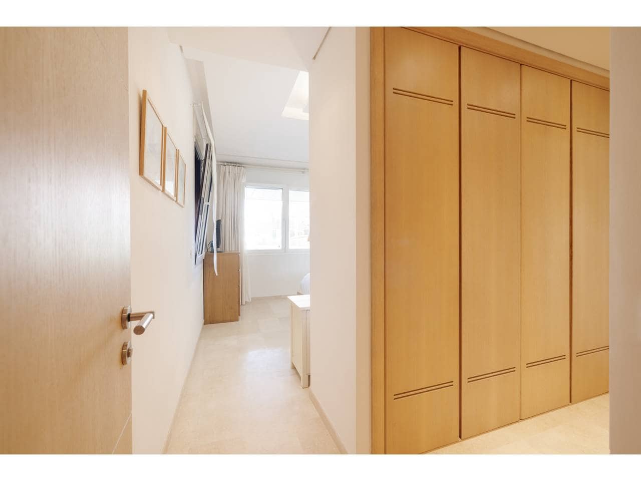 3 slaapkamer Appartement te koop in Sotogrande met zwembad garage - € 910.000 (Ref: 9731525)