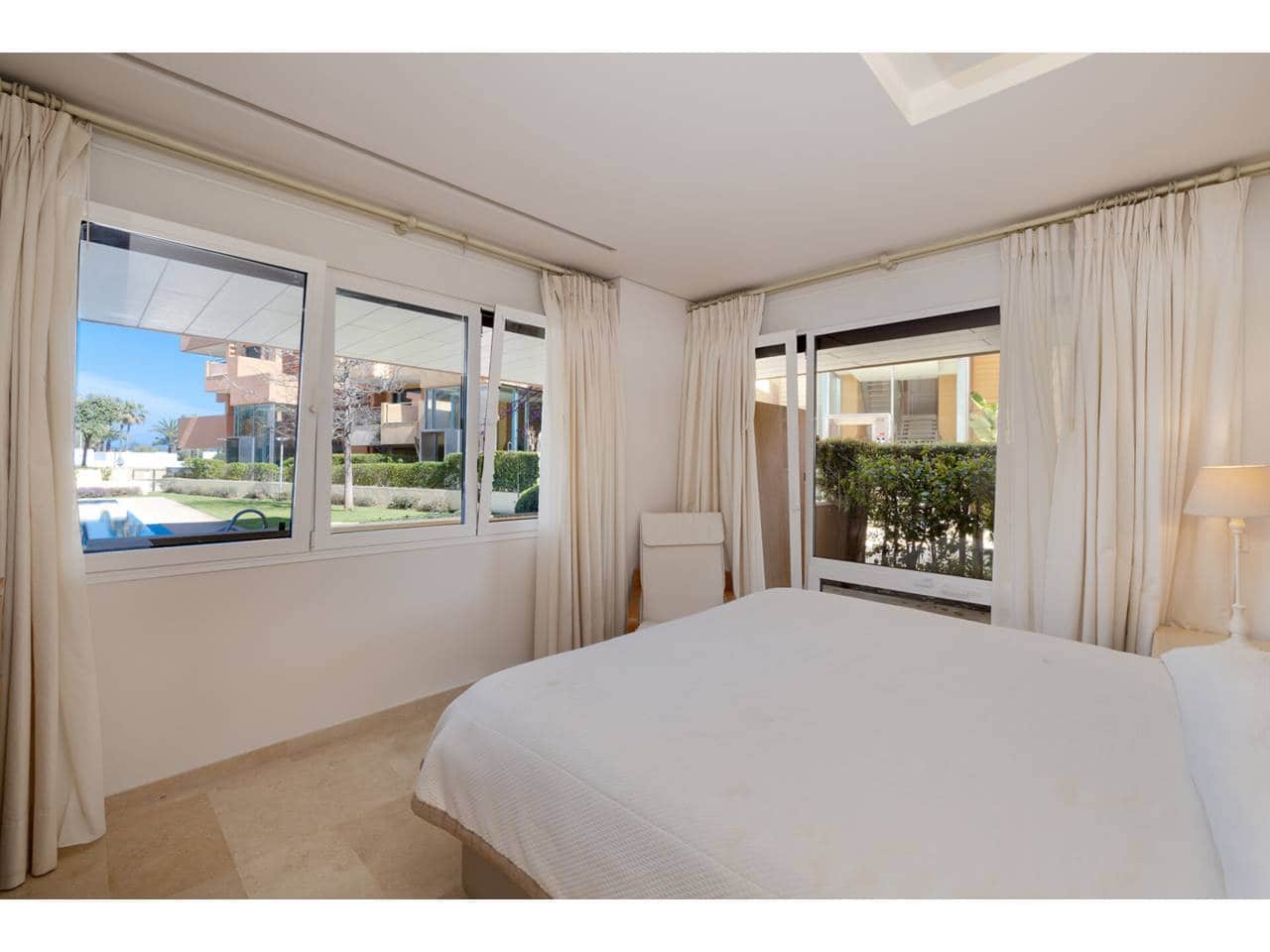 3 slaapkamer Appartement te koop in Sotogrande met zwembad garage - € 910.000 (Ref: 9731525)