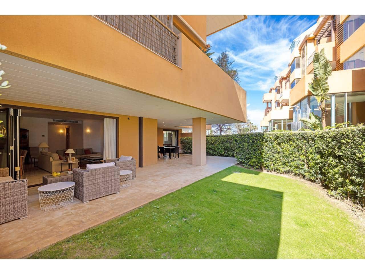 3 slaapkamer Appartement te koop in Sotogrande met zwembad garage - € 910.000 (Ref: 9731525)