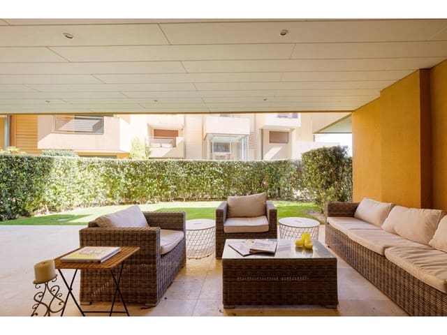 3 chambre Appartement à vendre à Sotogrande, San Roque avec piscine garage - 870 000 € (Ref: 9731525)