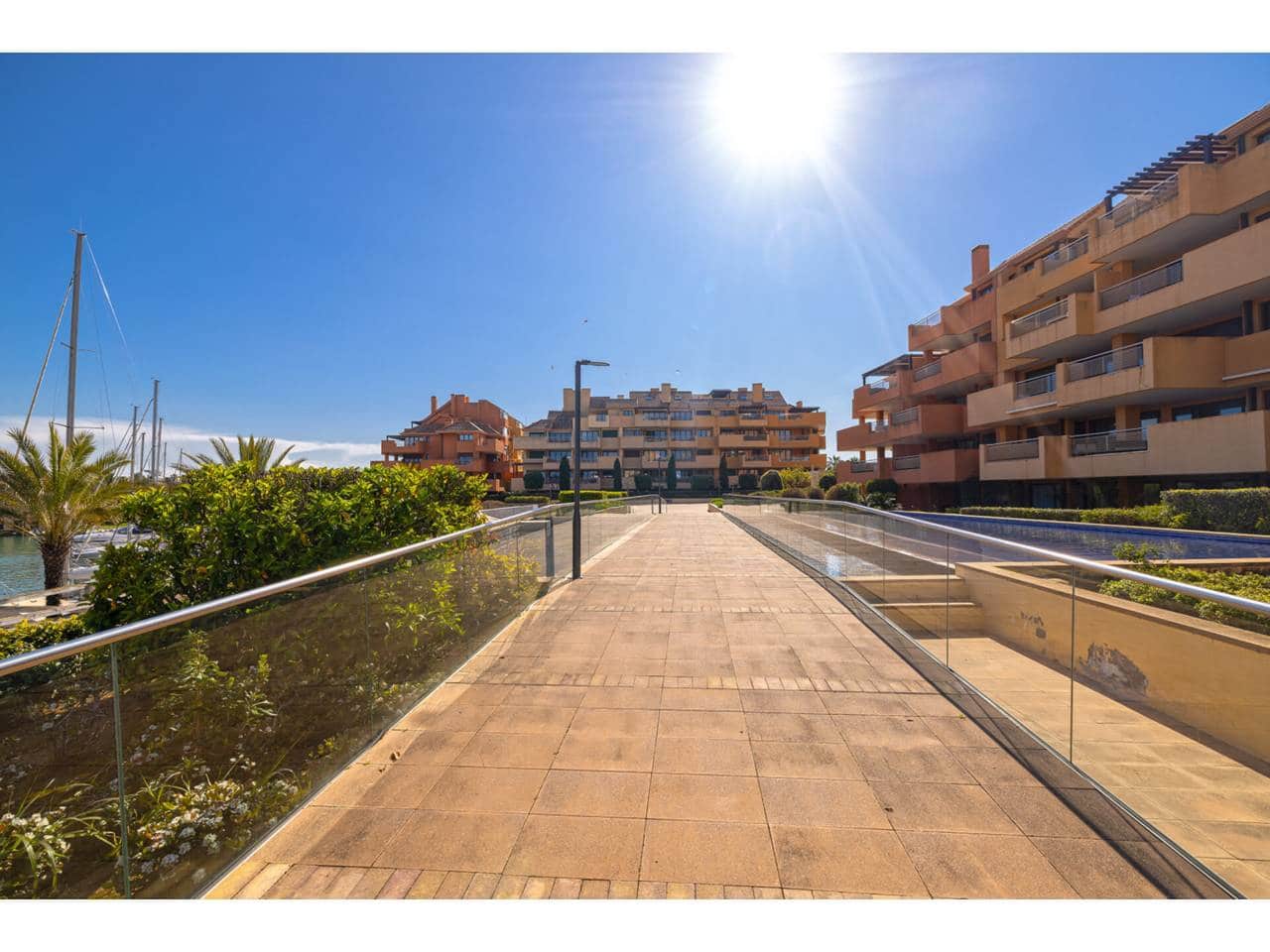 3 slaapkamer Appartement te koop in Sotogrande met zwembad garage - € 910.000 (Ref: 9731525)