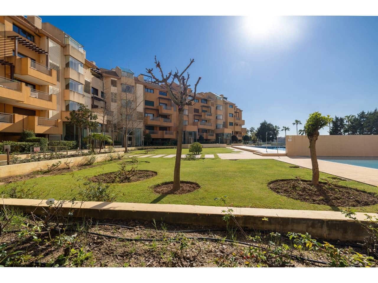 3 slaapkamer Appartement te koop in Sotogrande met zwembad garage - € 910.000 (Ref: 9731525)
