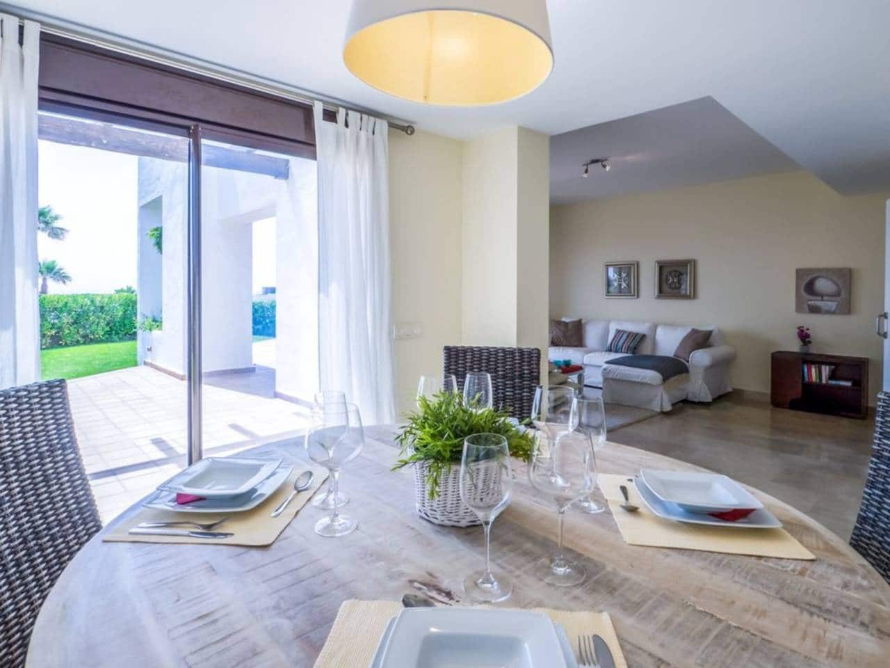 4 quarto Casa em Banda para venda em La Alcaidesa com piscina garagem - 630 000 € (Ref: 9788091)