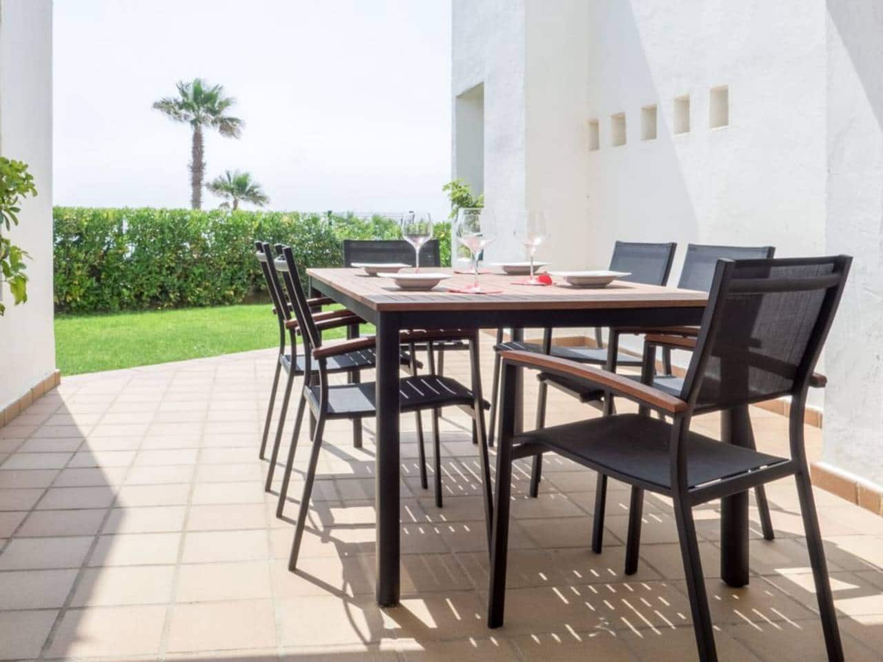 4 quarto Casa em Banda para venda em La Alcaidesa com piscina garagem - 630 000 € (Ref: 9788091)