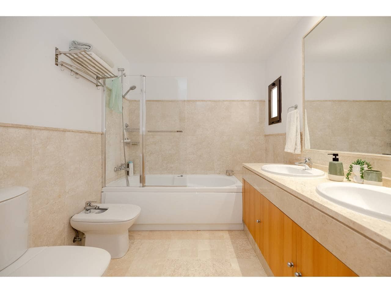3 chambre Appartement à vendre à Casares avec piscine garage - 409 000 € (Ref: 9821901)