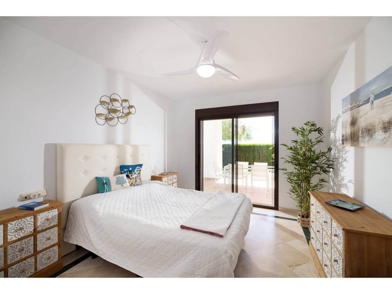 3 chambre Appartement à vendre à Casares avec piscine garage - 409 000 € (Ref: 9821901)
