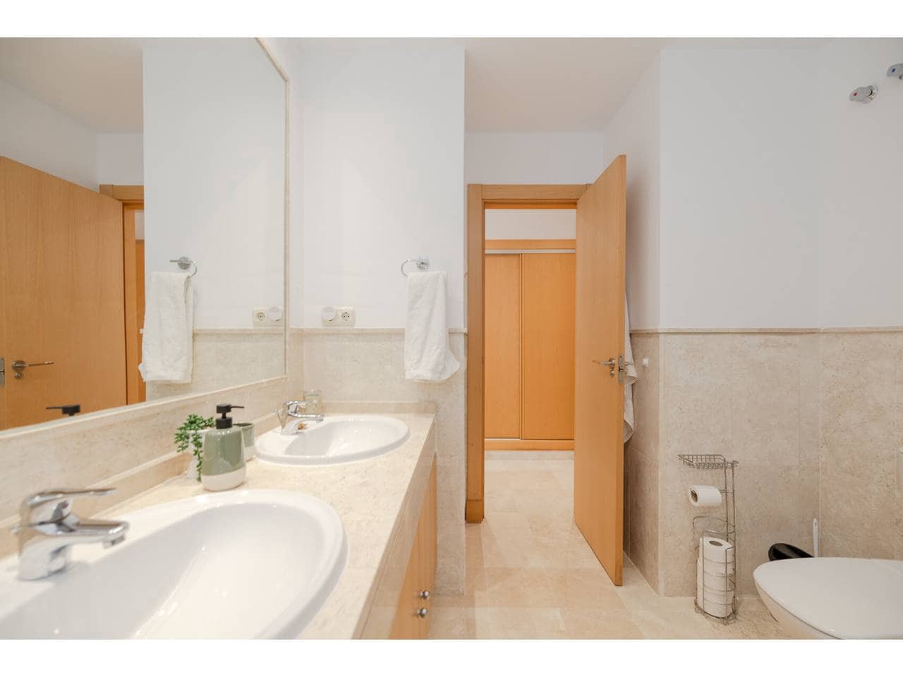 3 chambre Appartement à vendre à Casares avec piscine garage - 409 000 € (Ref: 9821901)