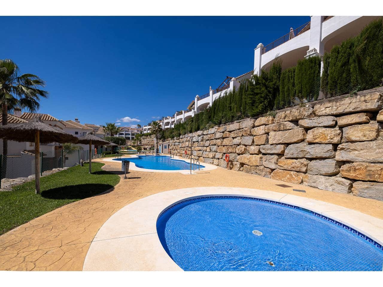 3 chambre Appartement à vendre à Casares avec piscine garage - 409 000 € (Ref: 9821901)