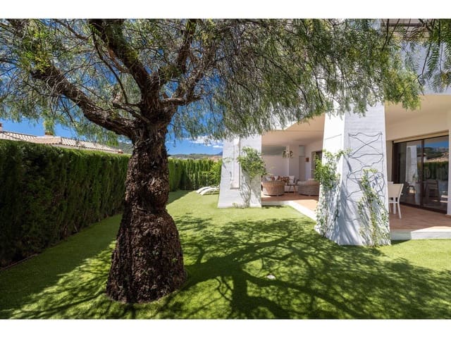 3 chambre Appartement à vendre à Casares avec piscine garage - 409 000 € (Ref: 9821901)