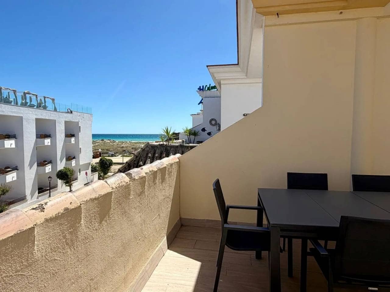 3 soveværelse Lejlighed til salg i Zahara de los Atunes med garage - € 550.000 (Ref: 9833167)