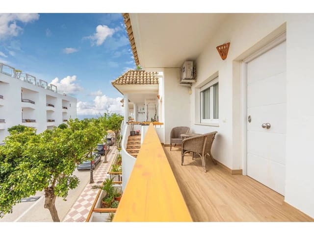 3 soveværelse Lejlighed til salg i Zahara de los Atunes, Barbate med garage - € 550.000 (Ref: 9833167)