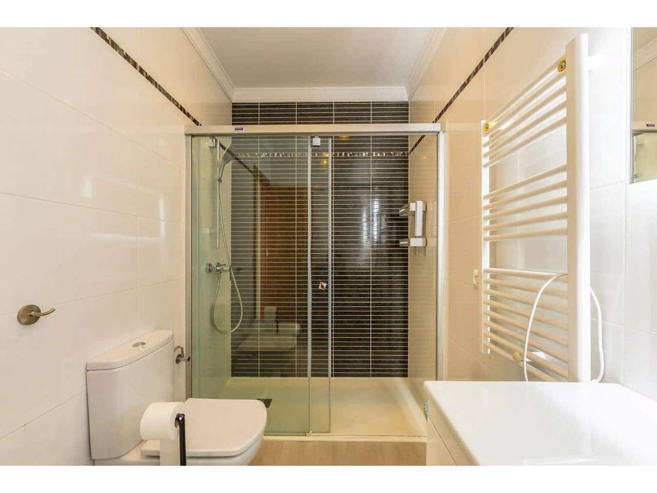 3 soveværelse Lejlighed til salg i Zahara de los Atunes med garage - € 550.000 (Ref: 9833167)