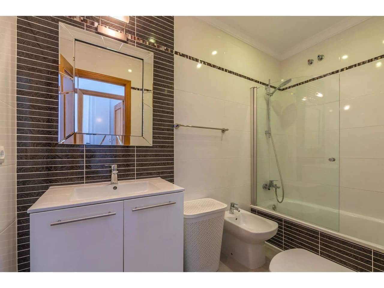 3 soveværelse Lejlighed til salg i Zahara de los Atunes med garage - € 550.000 (Ref: 9833167)