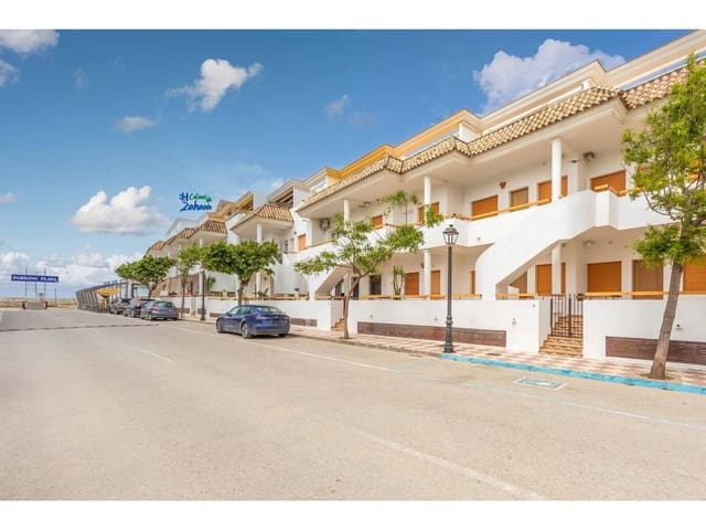 3 soveværelse Lejlighed til salg i Zahara de los Atunes, Barbate med garage - € 550.000 (Ref: 9833167)