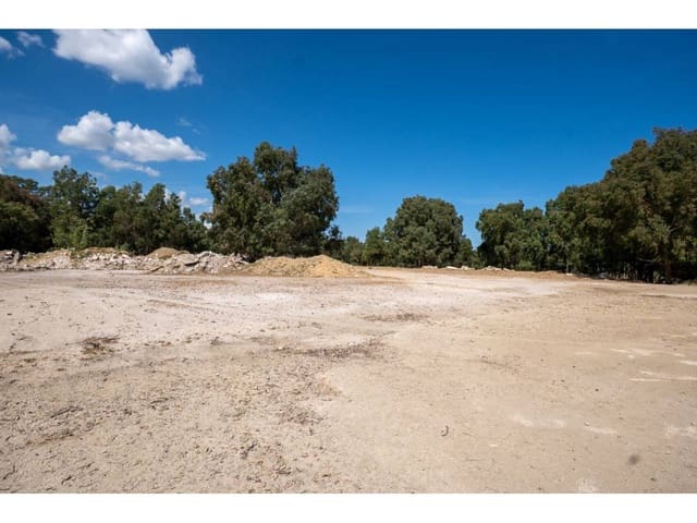 Grunde uden byggetilladelser til salg i La Línea de la Concepción - € 16.000.000 (Ref: 9833168)
