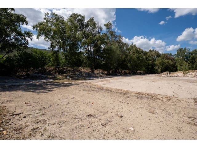 Grunde uden byggetilladelser til salg i La Línea de la Concepción - € 16.000.000 (Ref: 9833168)