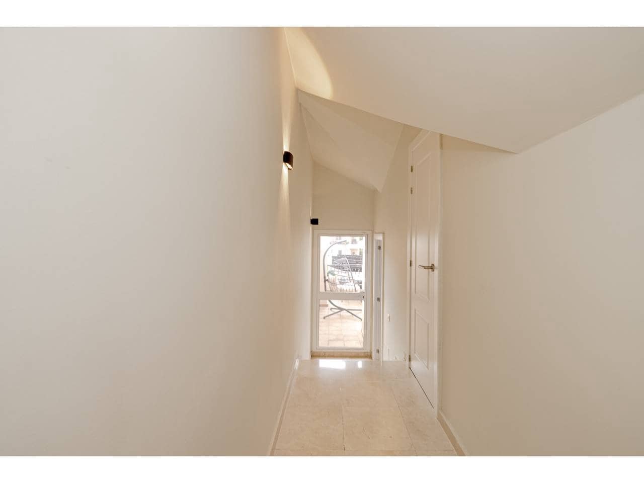 3 slaapkamer Appartement te koop in Manilva met zwembad garage - € 339.000 (Ref: 9835074)