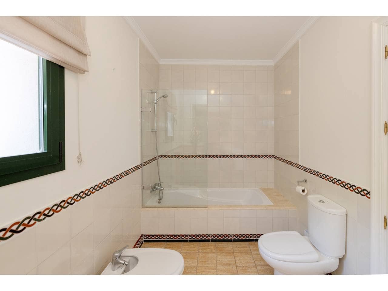 4 bedroom Villa for sale in Sotogrande with pool garage - € 1,698,000 (Ref: 9859020)