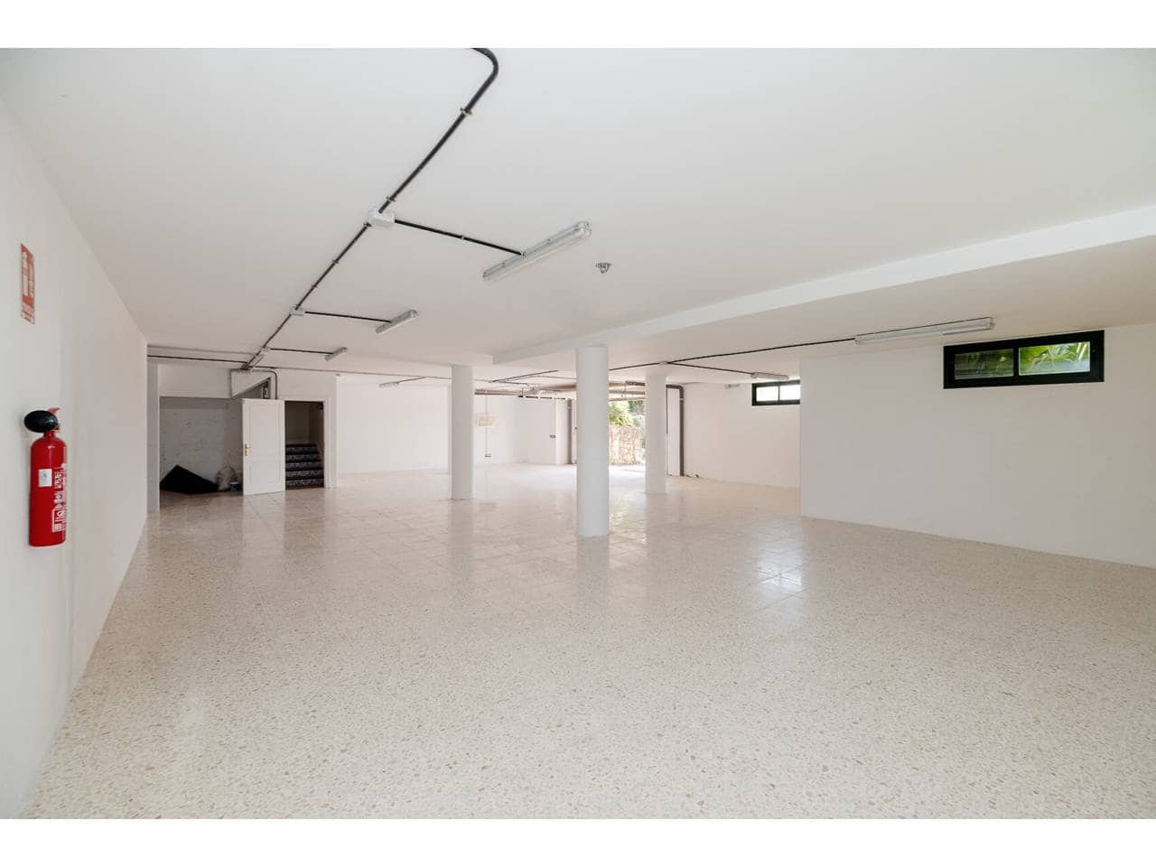 4 bedroom Villa for sale in Sotogrande with pool garage - € 1,698,000 (Ref: 9859020)