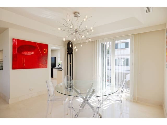 3 chambre Penthouse à vendre à Casares avec piscine garage - 590 000 € (Ref: 9863875)
