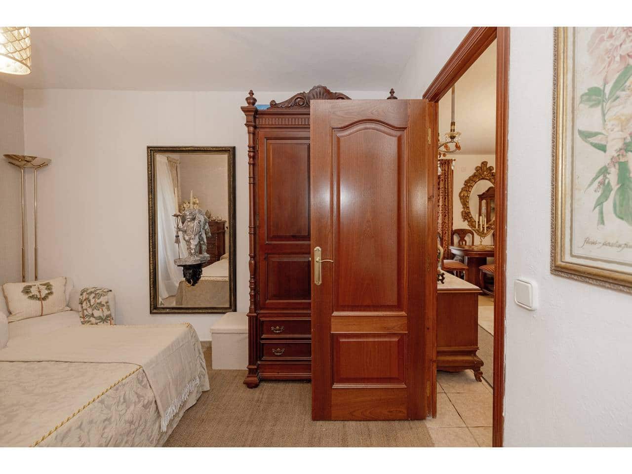 3 chambre Finca/Maison de Campagne à vendre à San Roque avec garage - 600 000 € (Ref: 9868122)