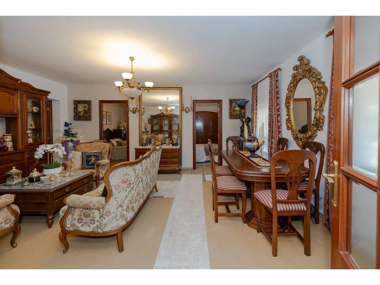 3 chambre Finca/Maison de Campagne à vendre à San Roque avec garage - 600 000 € (Ref: 9868122)