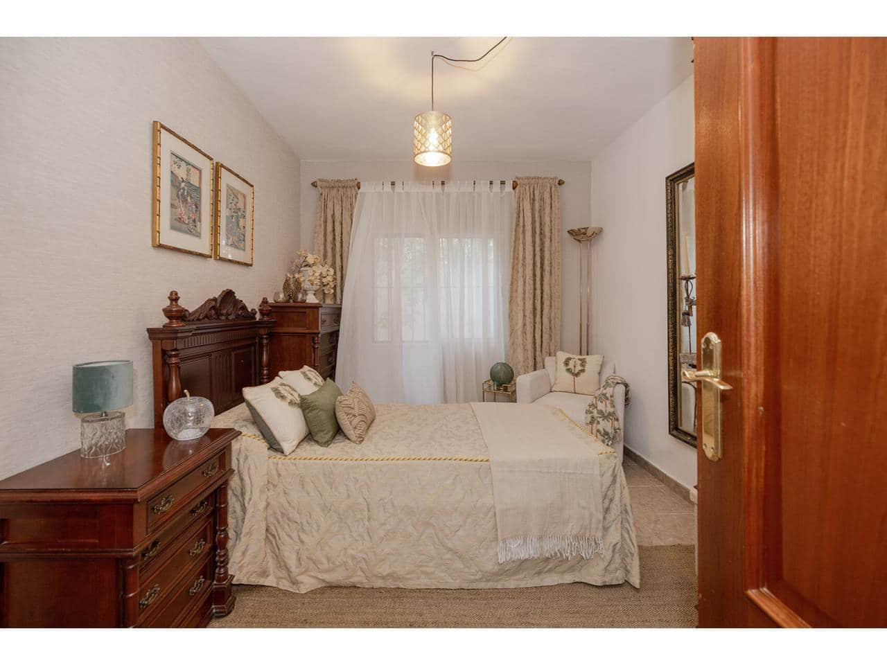 3 chambre Finca/Maison de Campagne à vendre à San Roque avec garage - 600 000 € (Ref: 9868122)