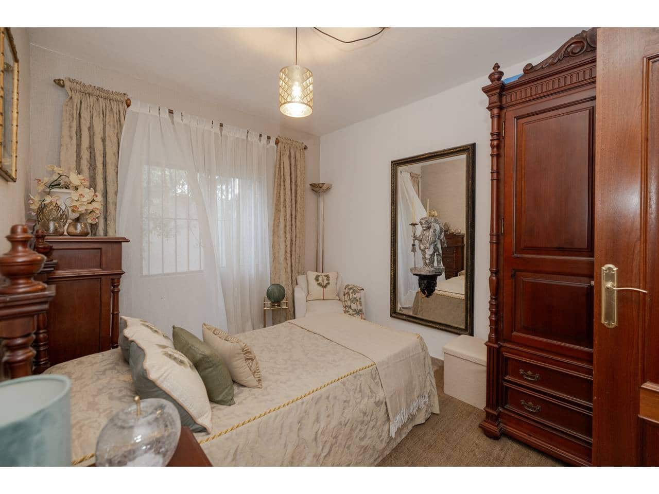 3 chambre Finca/Maison de Campagne à vendre à San Roque avec garage - 600 000 € (Ref: 9868122)