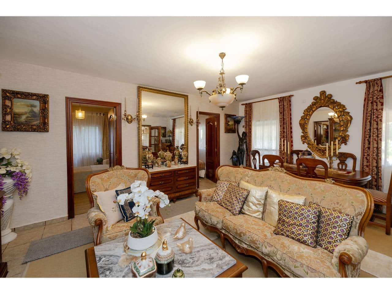 3 chambre Finca/Maison de Campagne à vendre à San Roque avec garage - 600 000 € (Ref: 9868122)